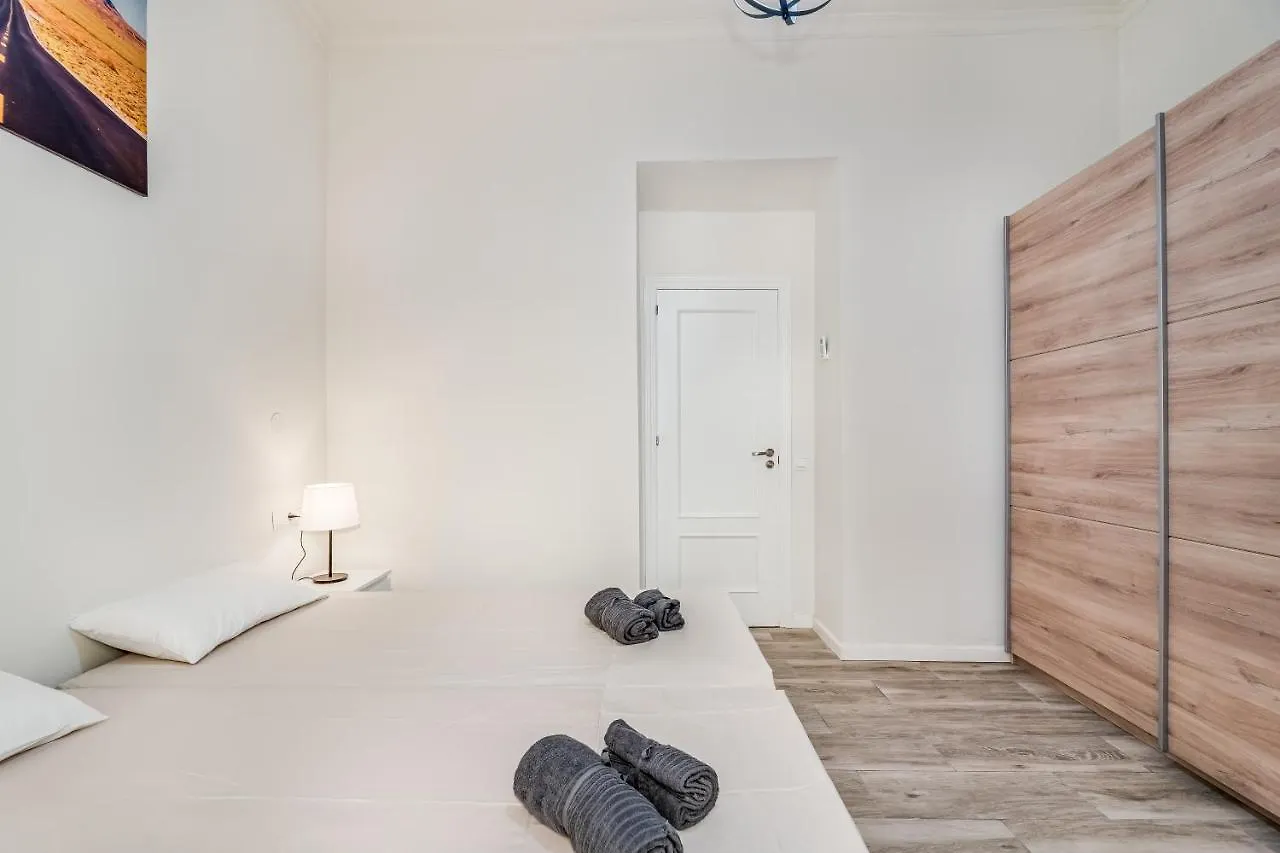 Malaga Center Suite 0*,  스페인