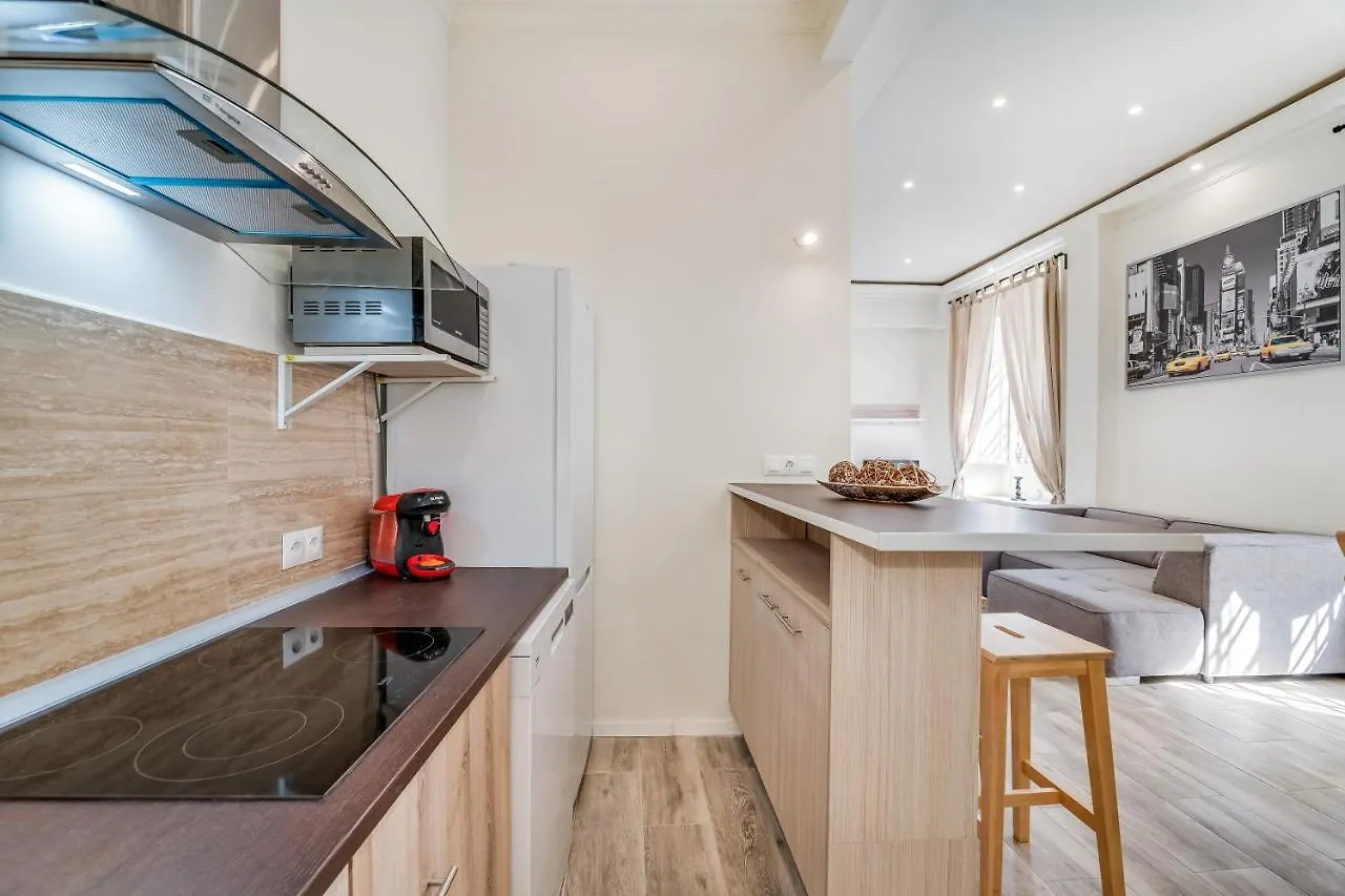 Malaga Center Suite 아파트